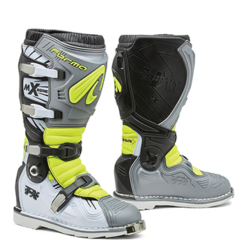 forma terrain evo boots